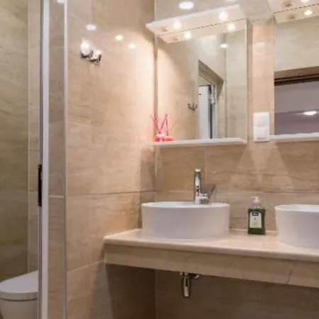 Σπίτι διακοπών Free Bird - Bed In Four Bed Mixed 3 *