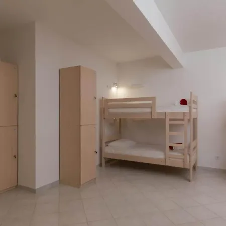 Free Bird - Bed In Four Bed Mixed 3 Feriehus